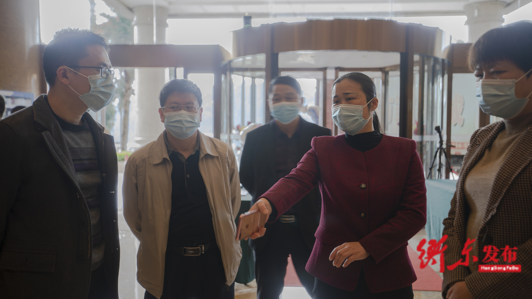 【喜迎两会】任中元检查第十八届人大一次会议筹备工作情况