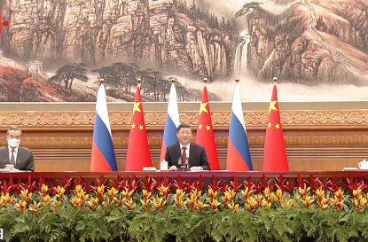 独家视频丨习近平同普京举行视频会晤：中俄新时代全面战略协作伙伴关系更加成熟 坚韧