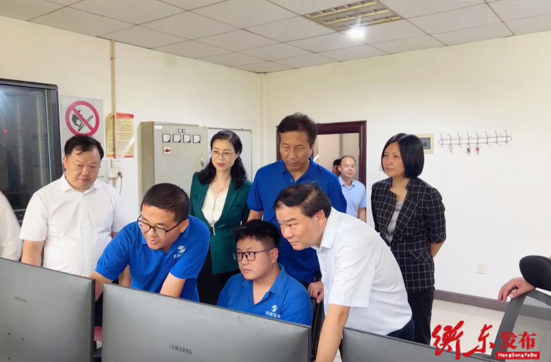 胡伟林带队来我县开展改善生态环境专项民主监督调研
