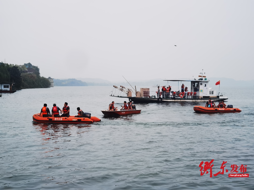 以“演”促练， 以“练”备战  提高水上应急救援能力