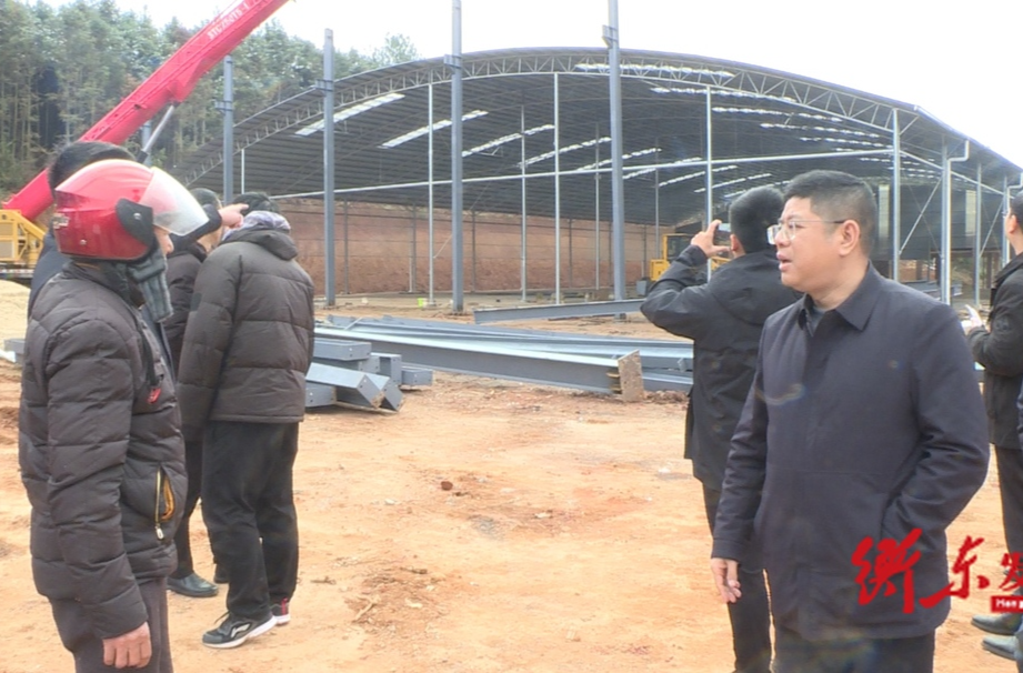 县领导带队深入南湾乡开展岁末年初安全大检查行动