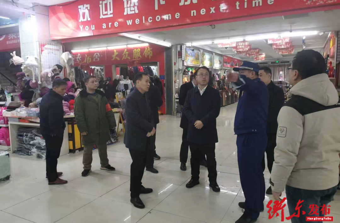 县领导带队检查岁末年初安全生产和消防工作