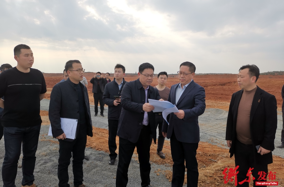 蒋崇华赴经开区调度重点项目建设工作并走访慰问复工复产企业