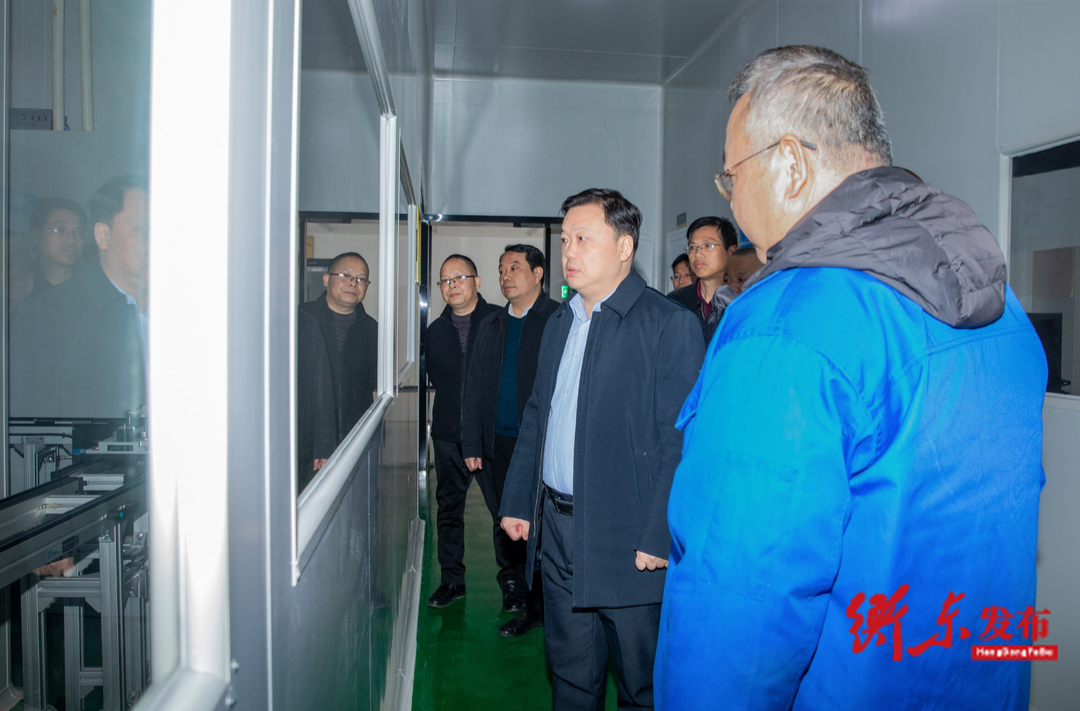 谭建华深入企业调研督导我县第五次全国经济普查工作