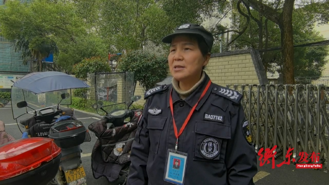 【两会百姓说】市民说：规范充电，杜绝隐患