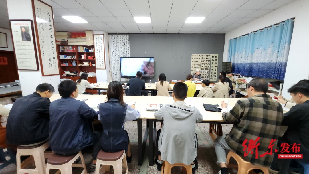 衡东县机关事务和接待中心开展硬笔书法培训