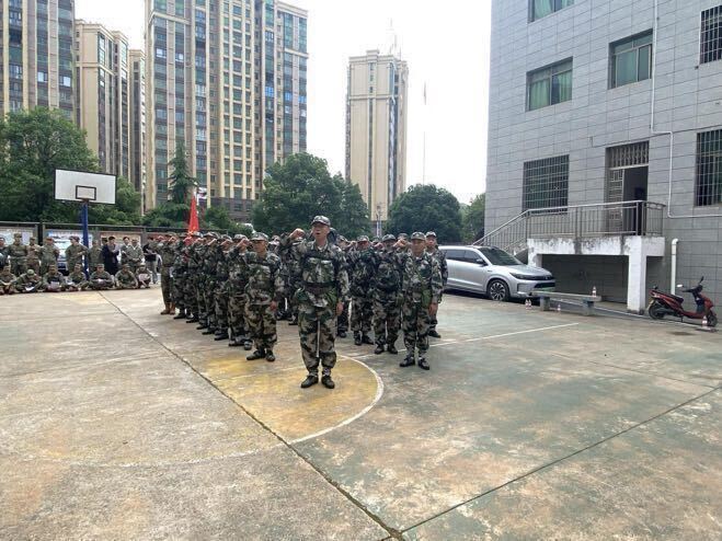 新塘镇召开2024年民兵应急排点验大会