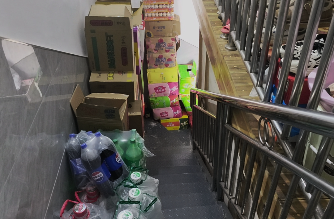 【三查一曝光】县领导率队开展消防安全隐患检查工作