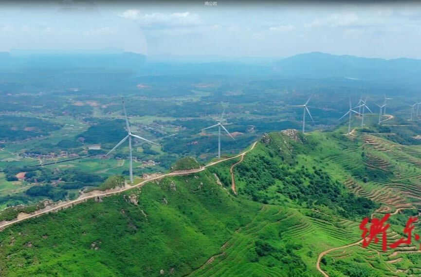 【夏日美景】蓬源仙：夏日避暑仙境 風(fēng)車點(diǎn)綴綠野