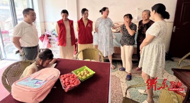 县委编办：“爱心妈妈”助成长   “利剑护蕾”花盛开