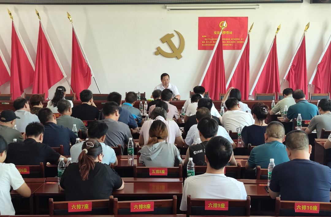 县领导深入草市镇宣讲党的二十届三中全会精神