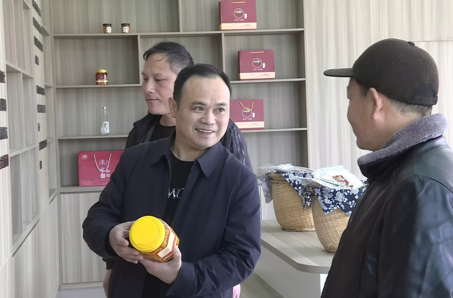 【乡村振兴大家谈】县农业农村局：围绕目标、坚持发展、守住底线 绘就“强富美”乡村新画卷