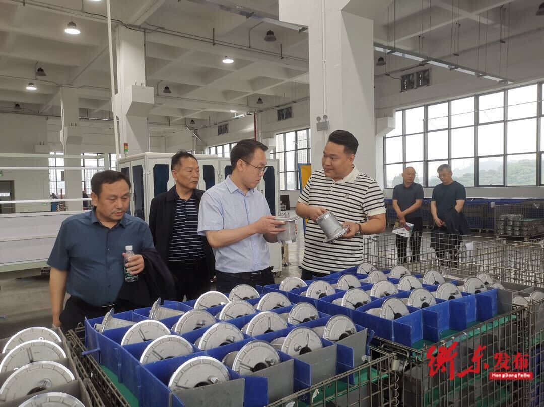 衡东县机械制造产业链赴广东开展招商引资工作