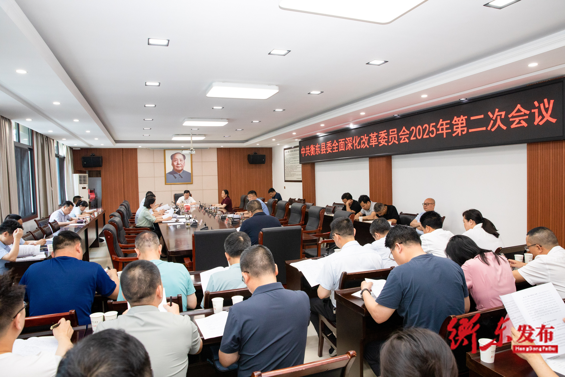 谭建华主持召开县委深改委2025年第二次会议