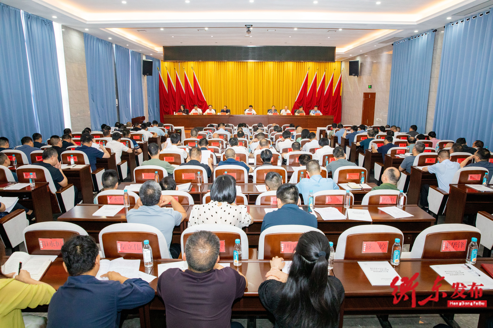 谭建华：进一步筑牢思想防线  以案为鉴  时刻做到警钟长鸣  自律自省