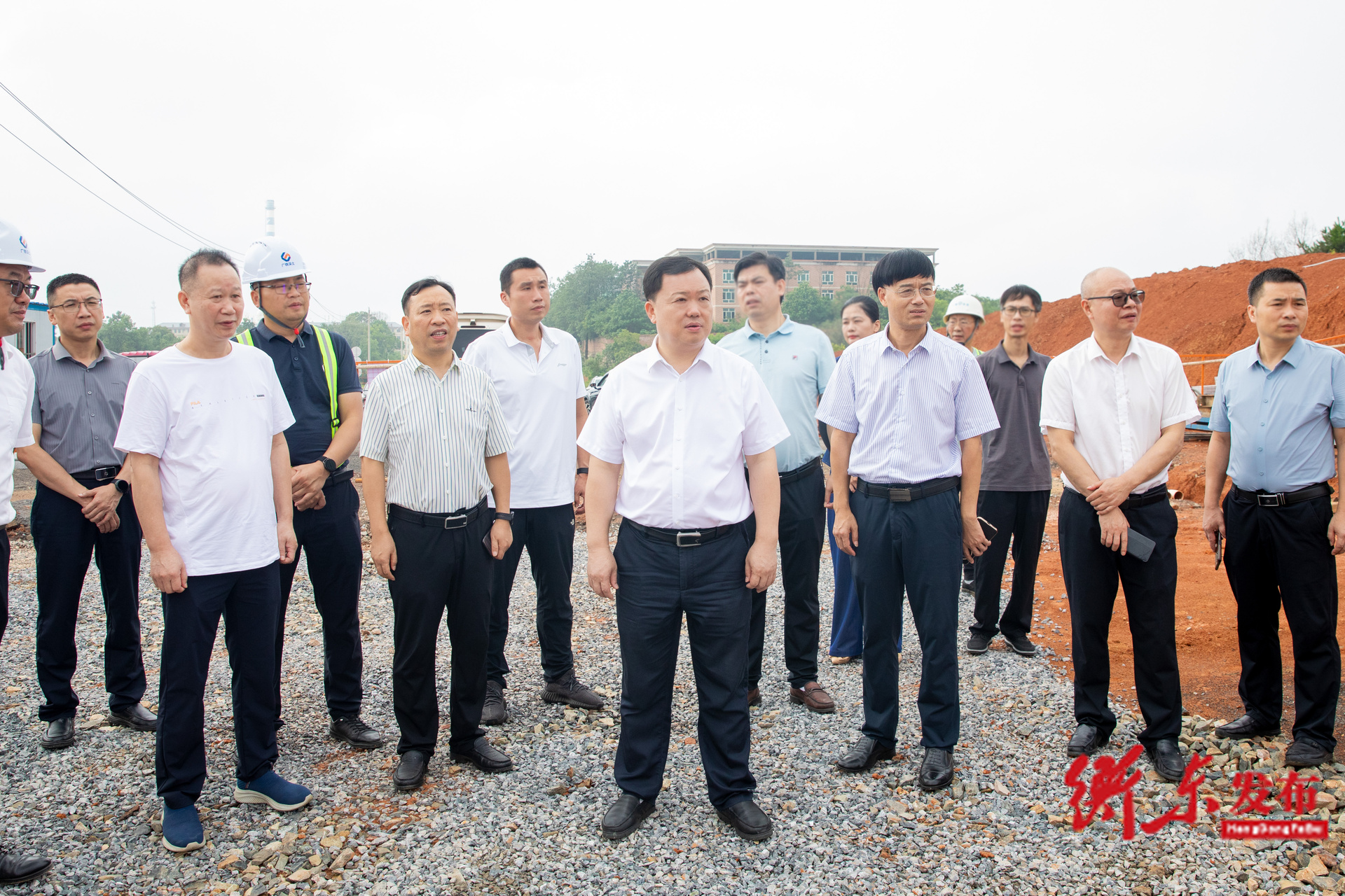 谭建华：牢固树立“项目为王”理念，以时不我待、只争朝夕的紧迫感，奋力推进重点项目建设