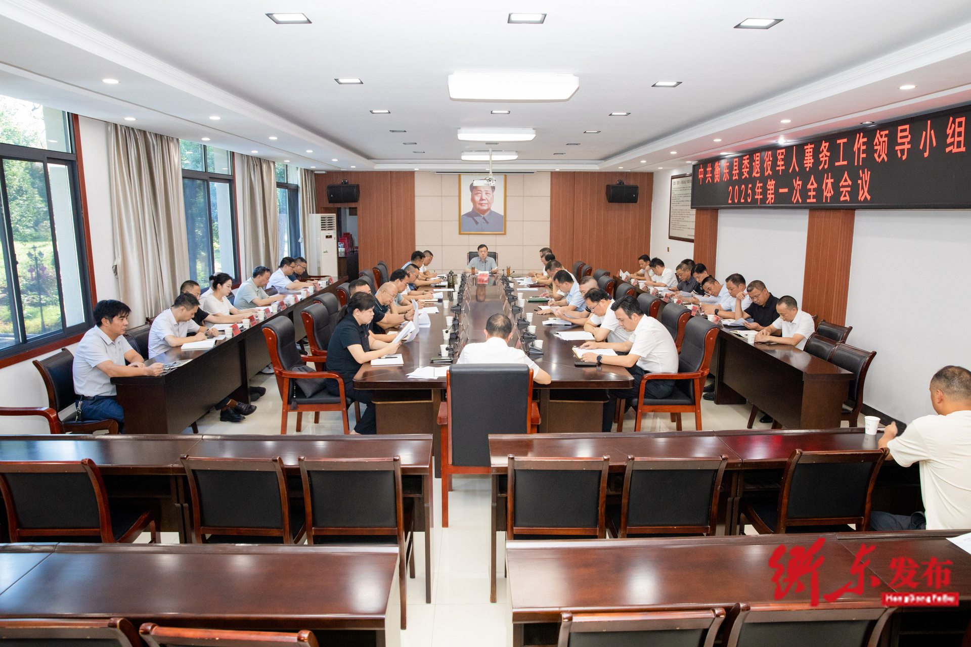 谭建华主持召开县委退役军人事务工作领导小组2025年第一次全体会议 蒋崇华出席