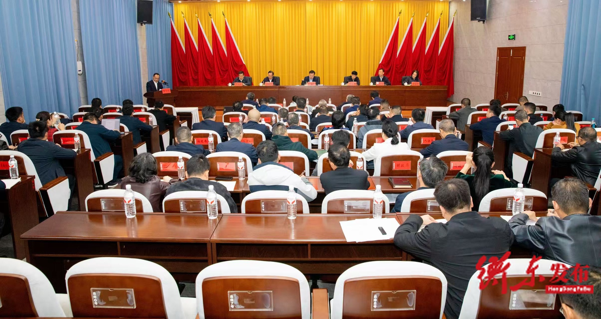 全县巩固拓展脱贫攻坚成果同乡村振兴有效衔接工作调度会召开