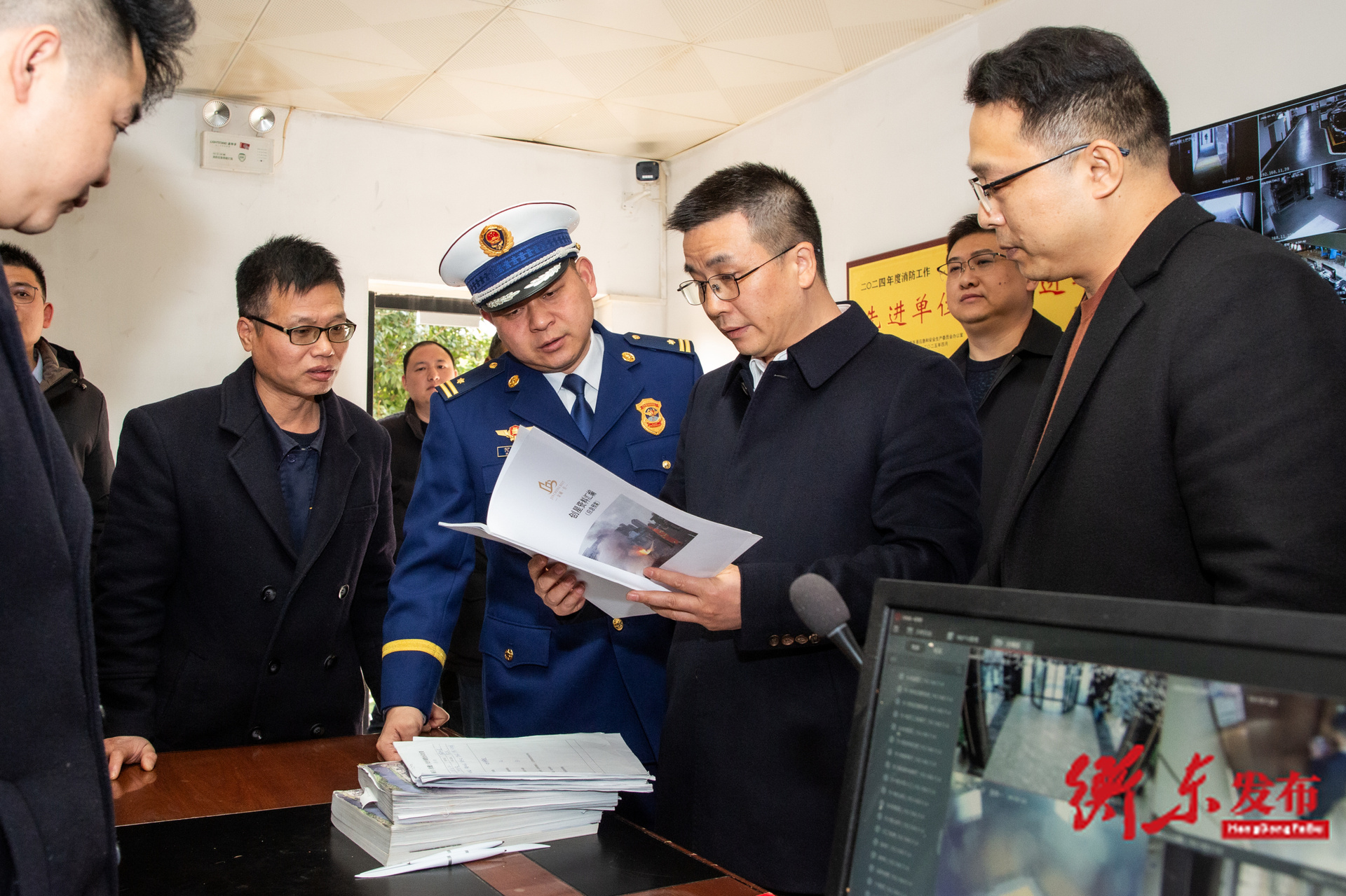 袁立督导安全生产工作并赴洣水镇调研