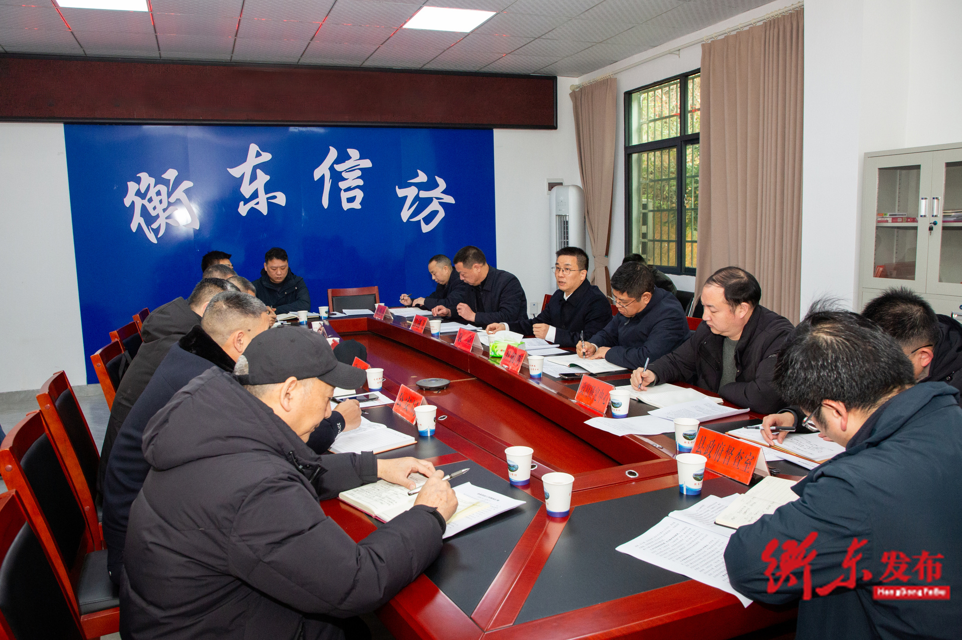 袁立调研信访工作 接待群众来访