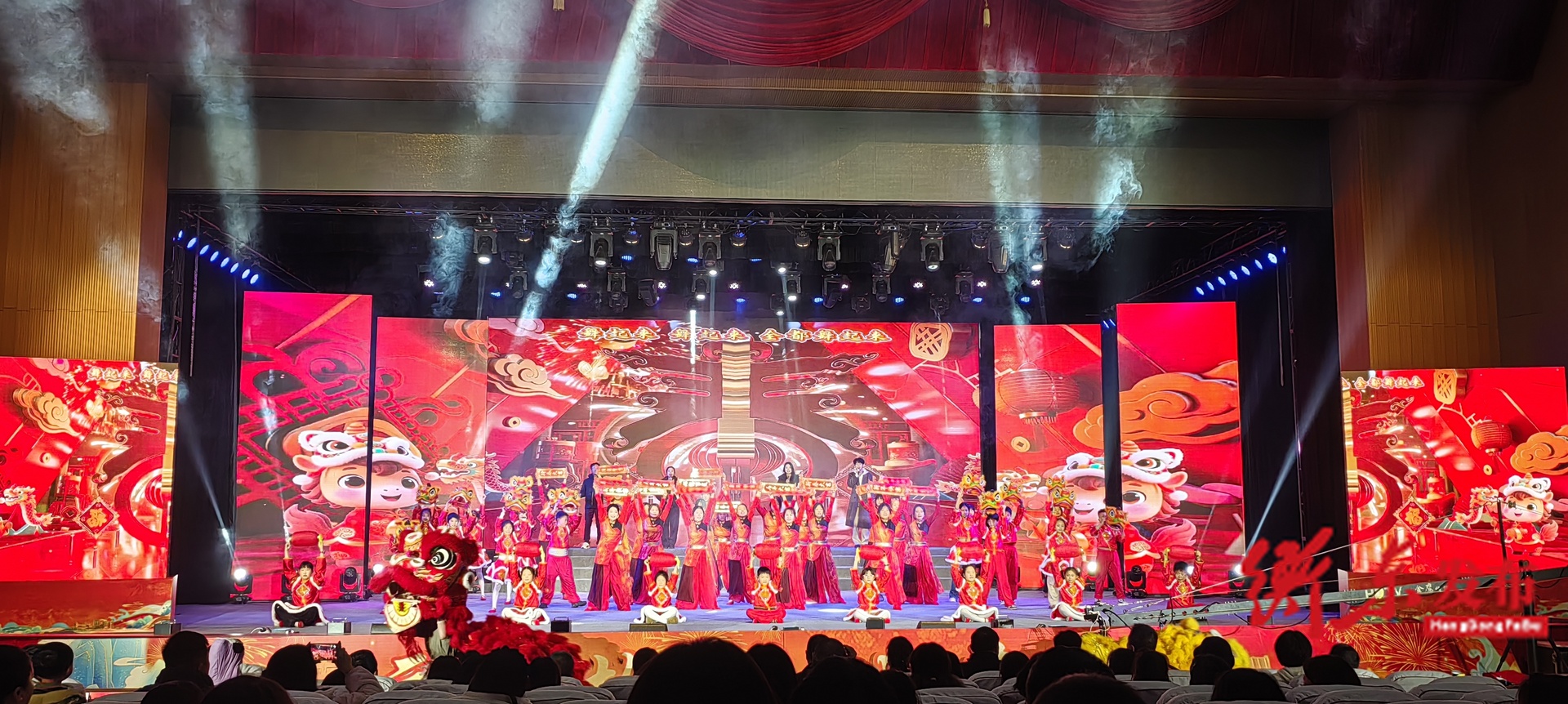 【骏马奔腾兴衡东 洣水欢歌幸福年】 2026年春节群众文艺作品展演联排现场