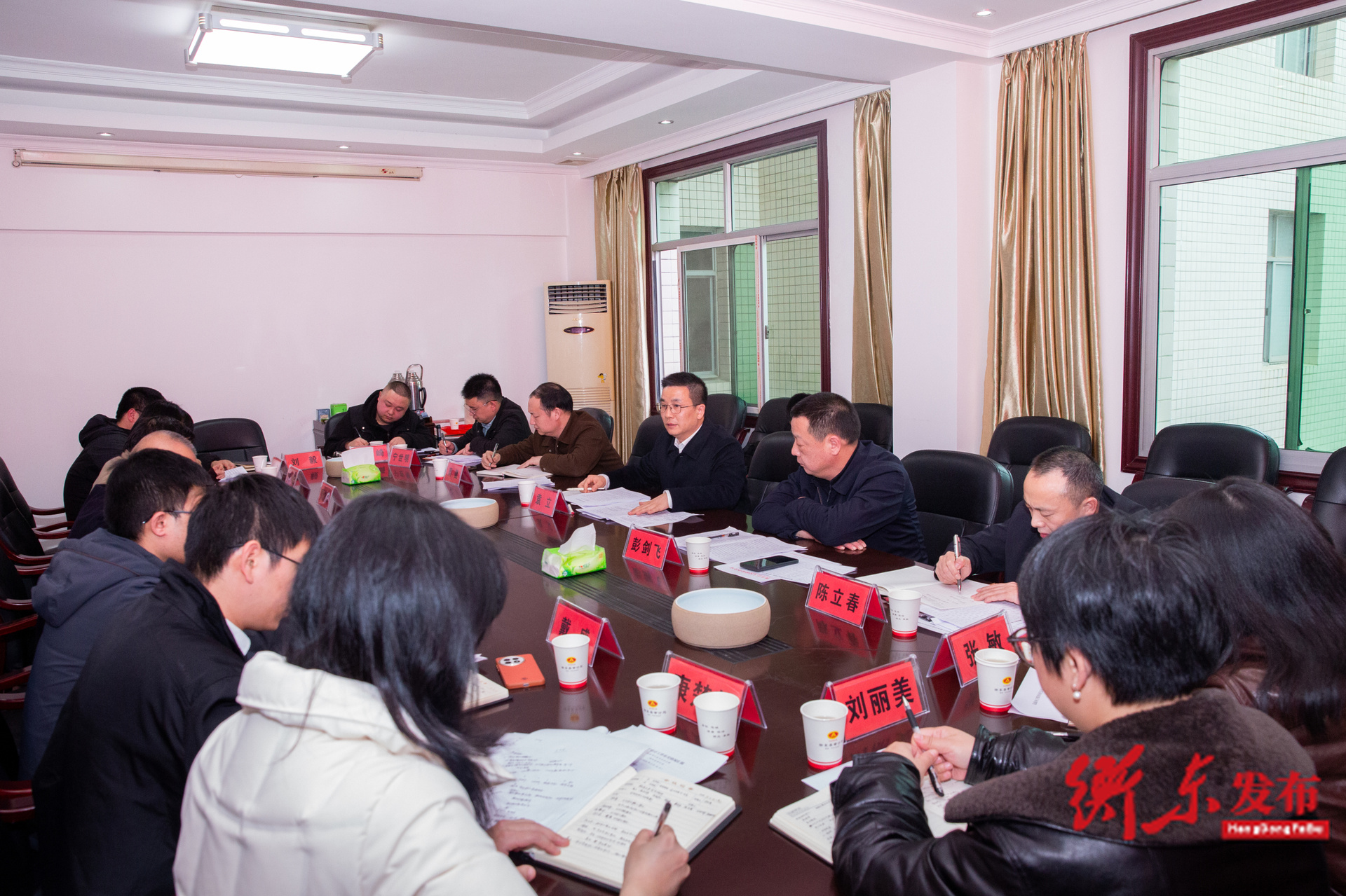 袁立赴县审计局调研