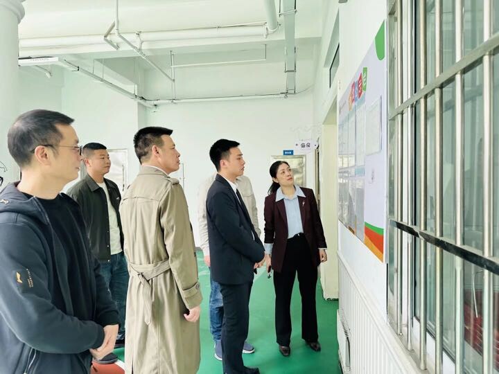 筑牢食安防线 护航幼苗成长 县领导到育星幼儿园调研、督导校园食品安全工作