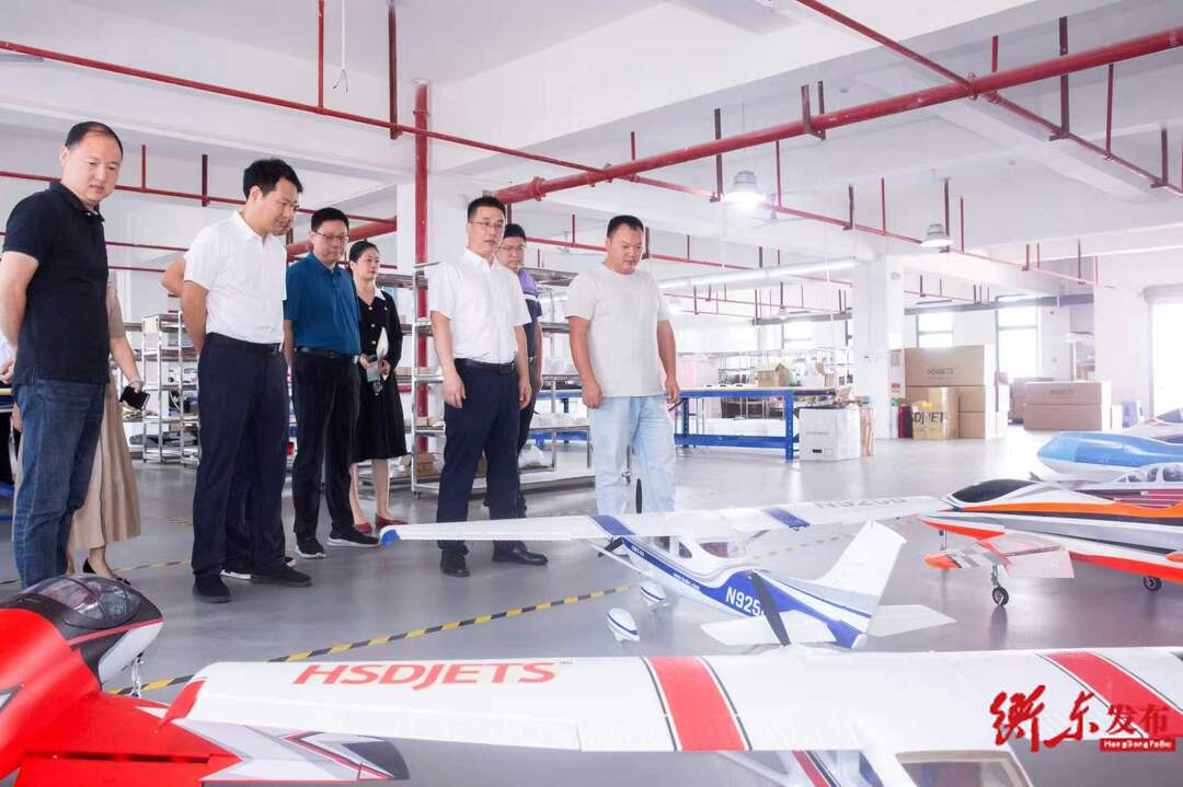 袁立调研我县低空经济和文旅工作
