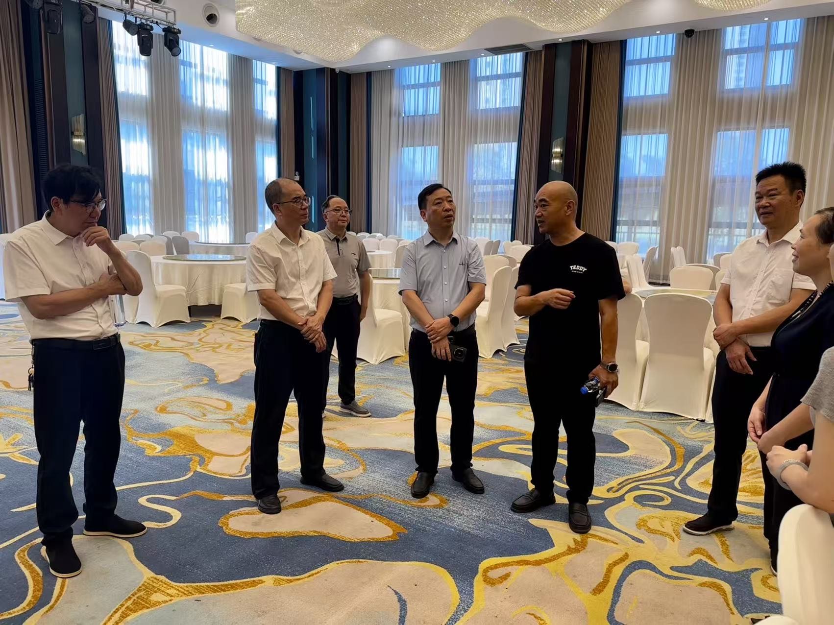 周叶华察看政协衡东县第十六届委员会第一次会议筹备工作